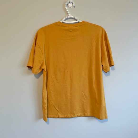 Warner Brothers Loony Tunes T-Shirt, Taz, Bugs Bunny, tweety, and more - Picture 2 of 5